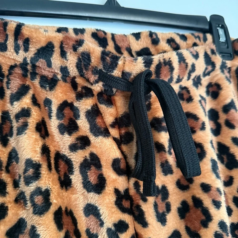 Juicy couture women’s Cheetah leopard loungewear set size large - Picture 7 of 9
